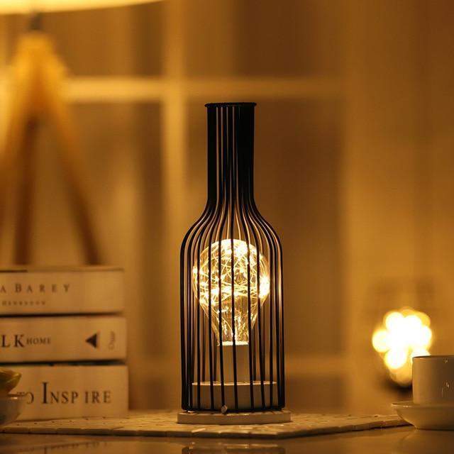 IllumeVine | Moderne Decanteerdervormige LED-lamp