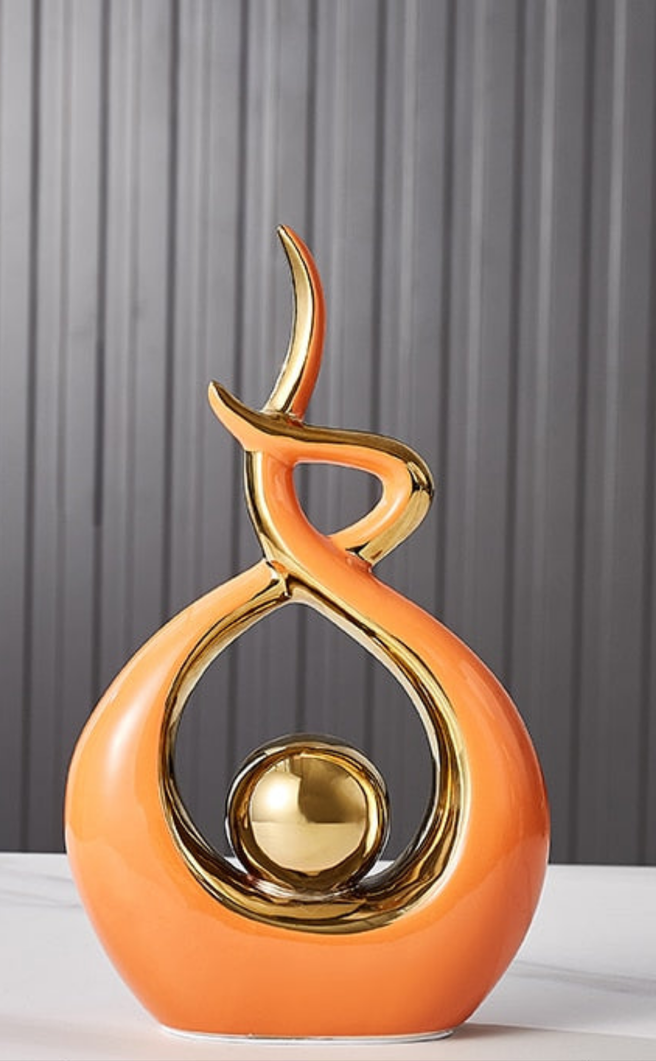 Sculptura | Abstracte keramische kunstsculptuur met gouden accenten - Modern decor voor thuis en kantoor