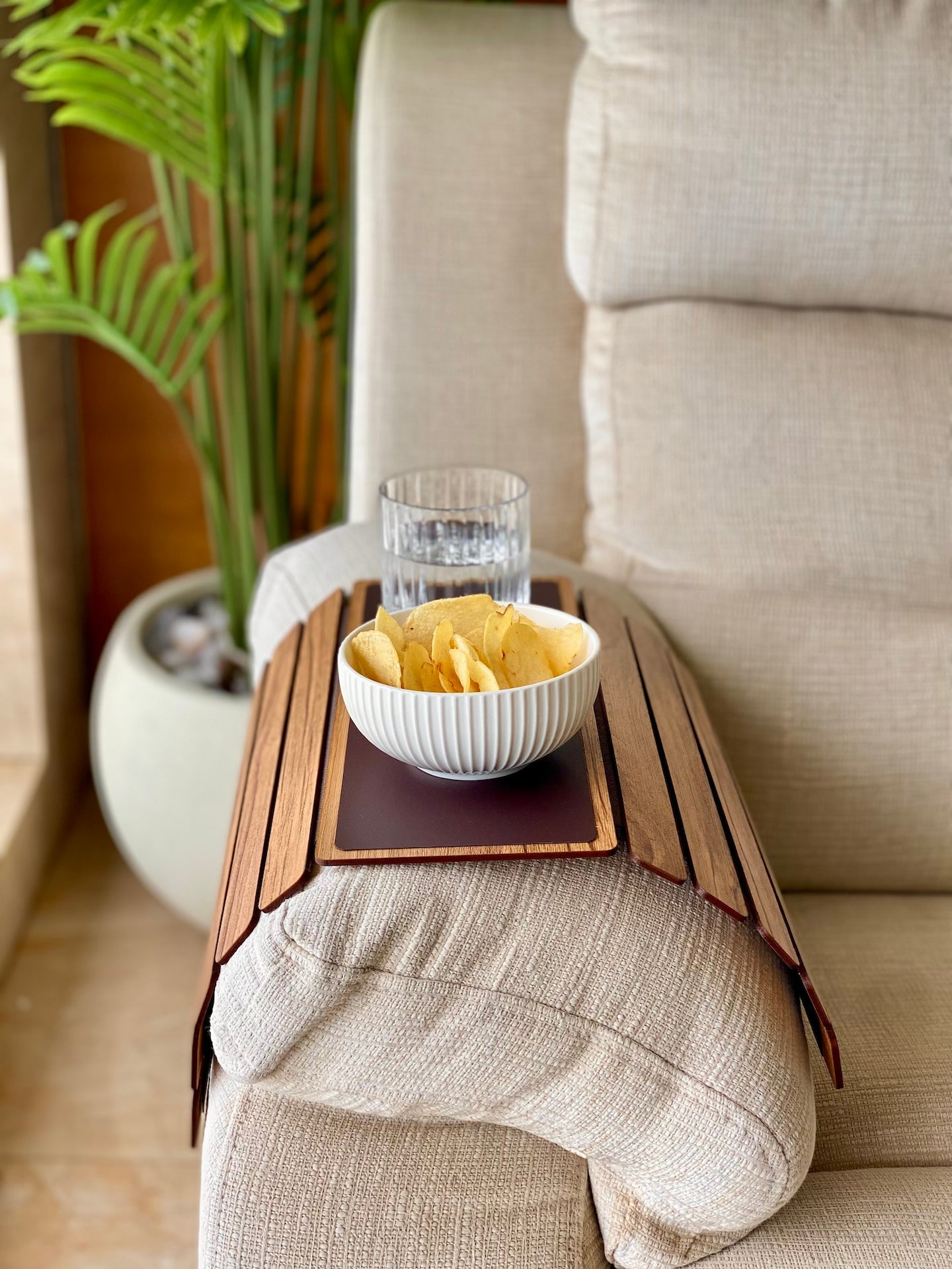 CouchTray | Houten bank armleuning - Elegant, Ruimtebesparend, Antislip voor Woonkamer