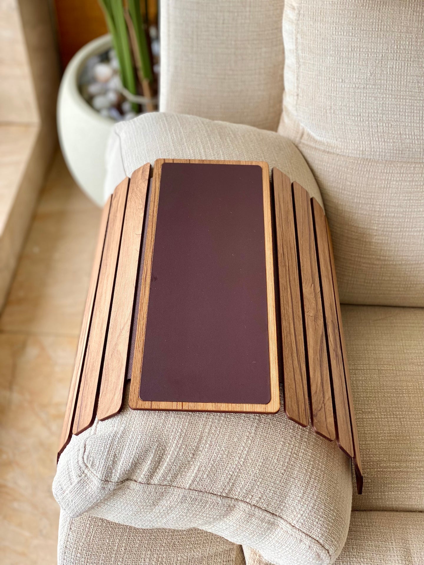 CouchTray | Houten bank armleuning - Elegant, Ruimtebesparend, Antislip voor Woonkamer