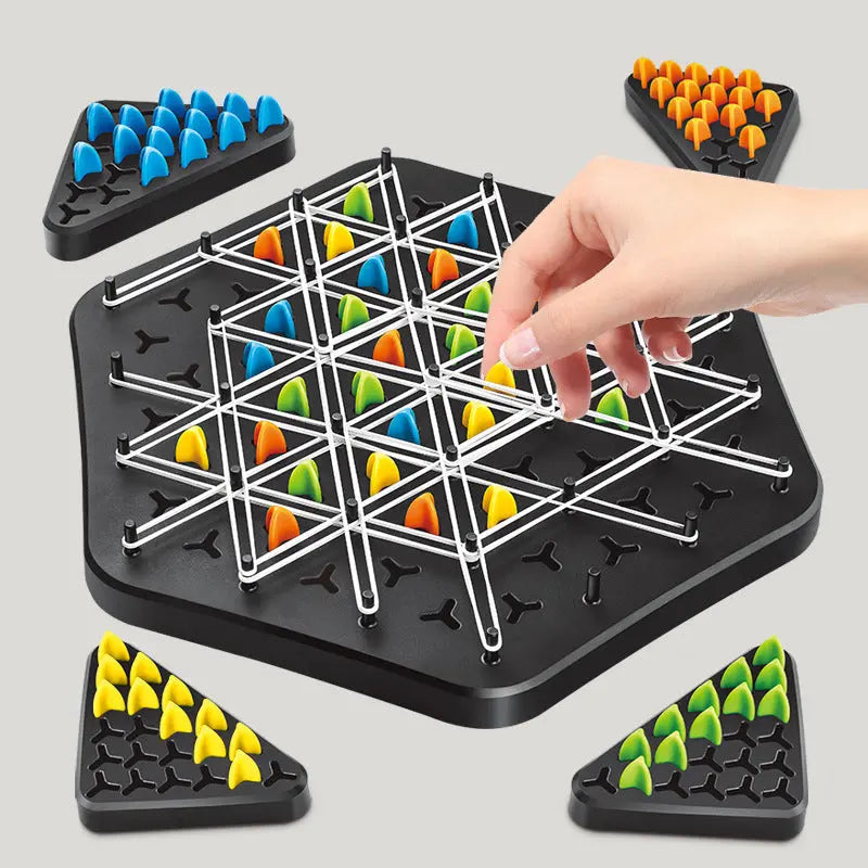 TriChain | Triangle Strategy Game – 2-4 spelers, hersenkrakend bordspel, verbetert je logica