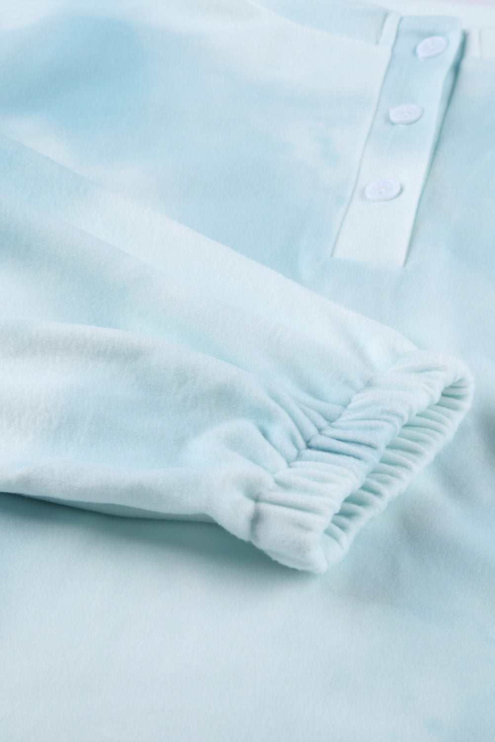 Myvessa | Lichtblauwe tie-dye gebreide loungewear-set voor dames – Top met lange mouwen