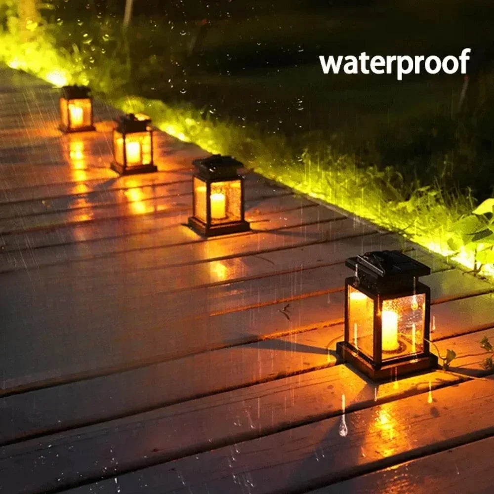 GlowFlick | Waterdichte zonnelantaarn met flikkerend LED-kaarseffect - Hanglamp voor buiten