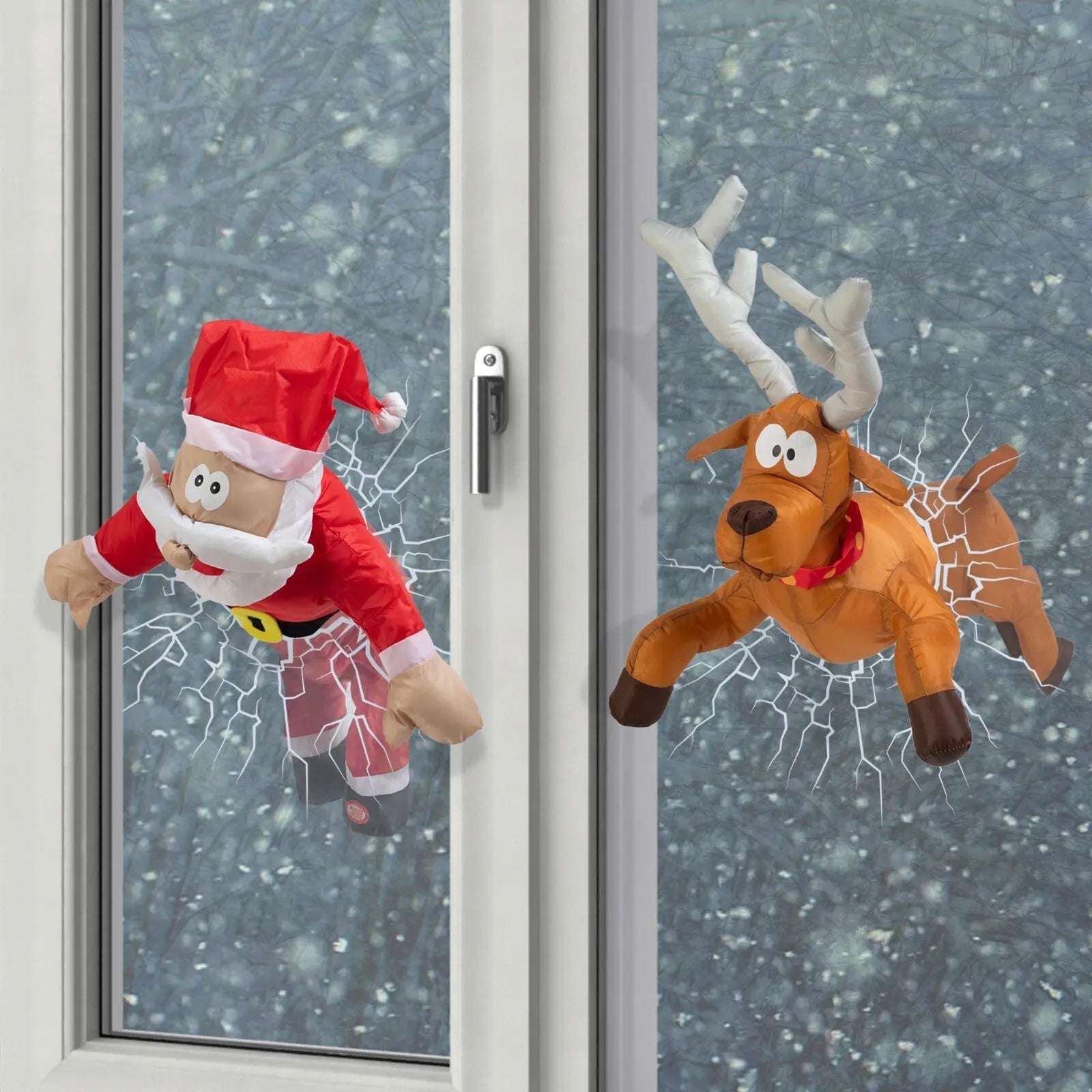 ClausCrash | Grappige kerstman-crash-raamsticker – Realistisch en interactief