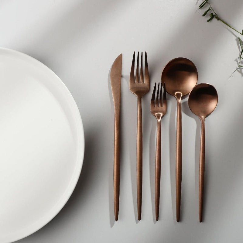 Finix | Minimalistische bestekset van roestvrij staal - Modern bestek voor de eetkamer, elegant tafelgerei