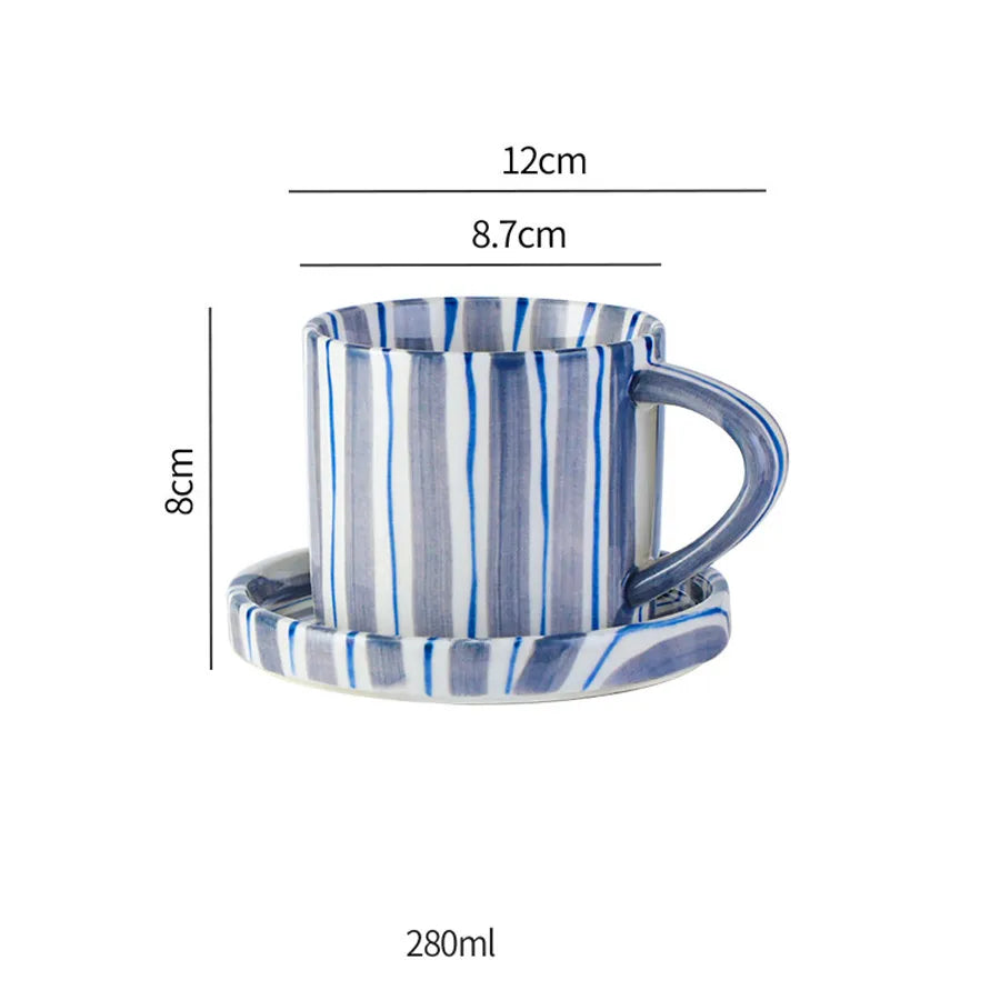 LineaCup | Handgeschilderde gestreepte koffie kop en schotel set – 280 ml keramische mokset met schotel