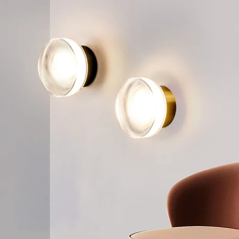 OrbitGlow | Moderne Ronde Wandlamp - 3-Kleuren LED, Zachte Sfeerverlichting, Eenvoudige Installatie, Metaal en Glas, Ideaal voor Woonkamer, Slaapkamer of Hal