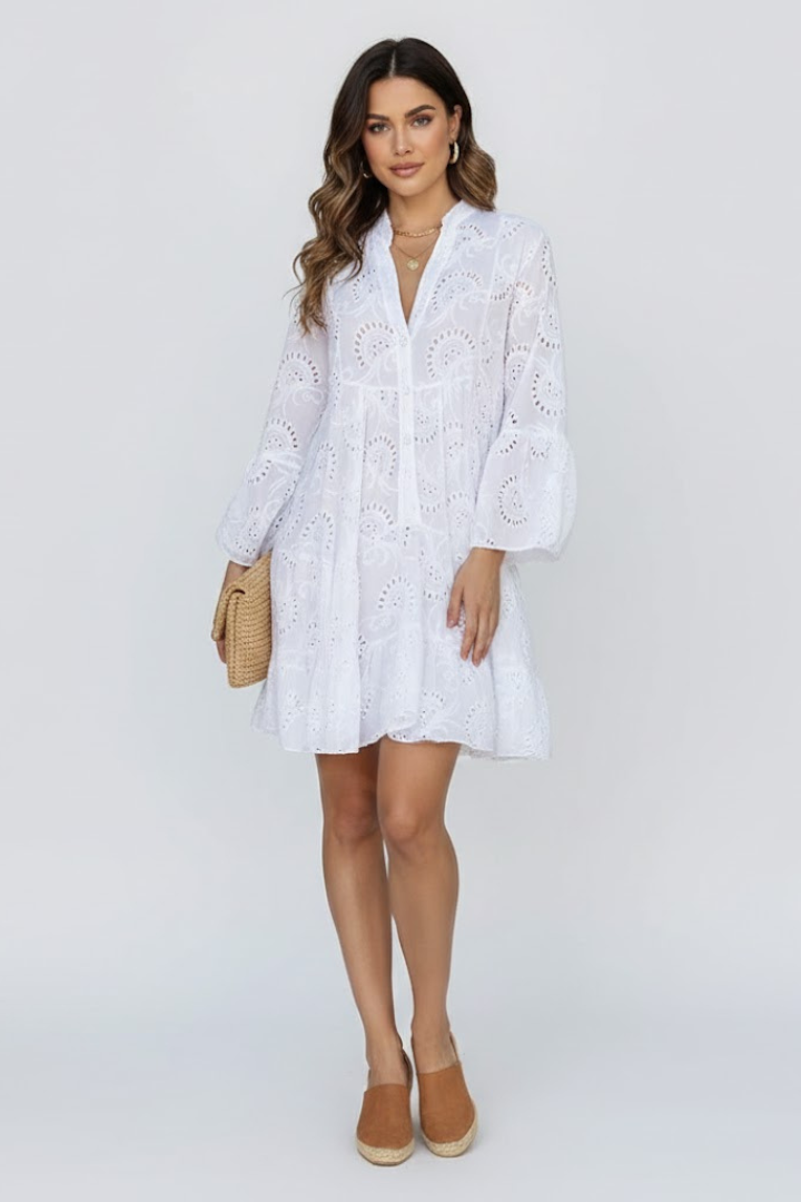 Vaenisse | Dames transparante mini-jurk met eyelet-borduursel – losvallende boho korte jurk