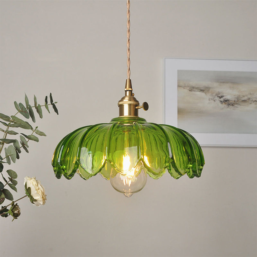 Chrysalis | Vintage Bloemen Hanglamp - Elegante Verlichting voor Retro en Hedendaagse Ruimtes