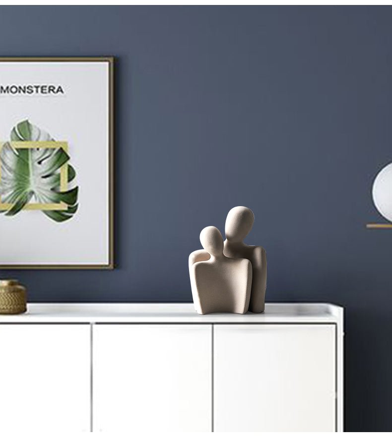 HearthlyLove | Keramisch beeldhouwwerk – Abstract liefdesbeeldje, elegante woondecoratie en cadeau