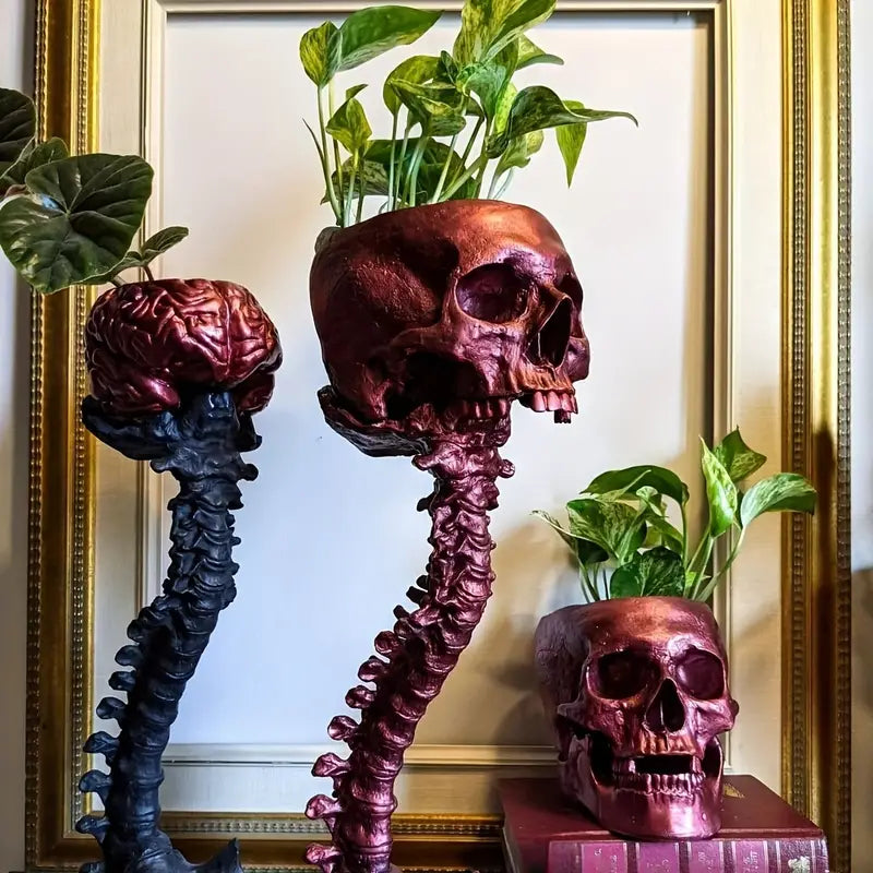 BoneBloom | Planter met schedel en ruggengraat