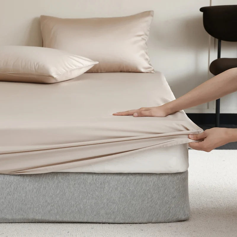 MoonSilk | Koelend beddengoed van moerbeizijde