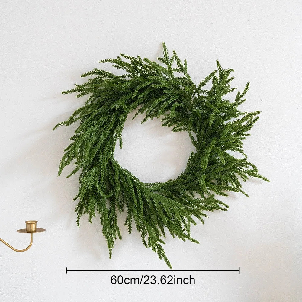 PineCrest | Dichte Norfolk Pine Garland – Herbruikbare kerstversiering voor deuren, trappen en schoorsteenmantels