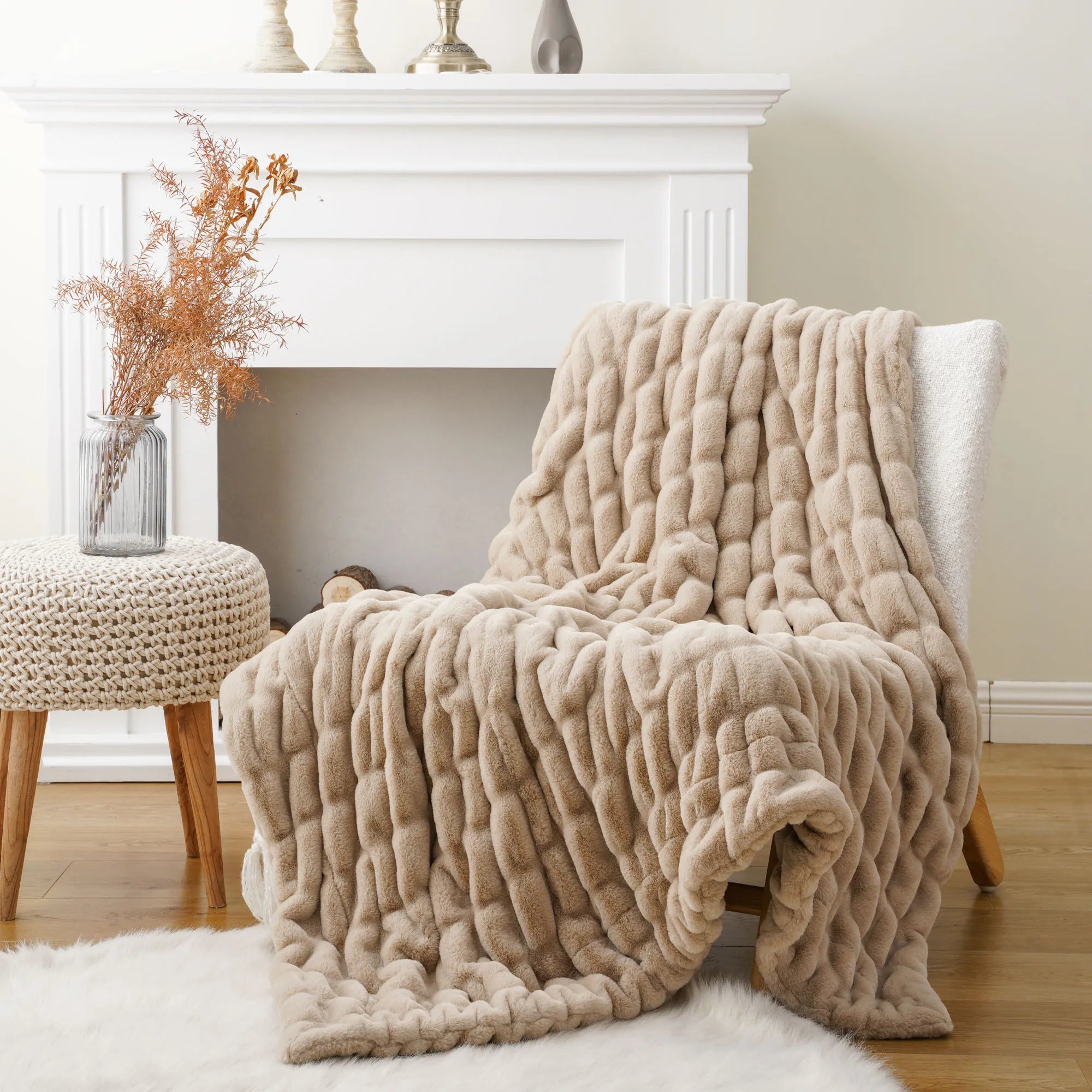 Velvish | Luxe Faux Konijnenbont Deken - Zacht Pluche Decoratief Dekbed en Beddeken, Knusse Winterwarmte