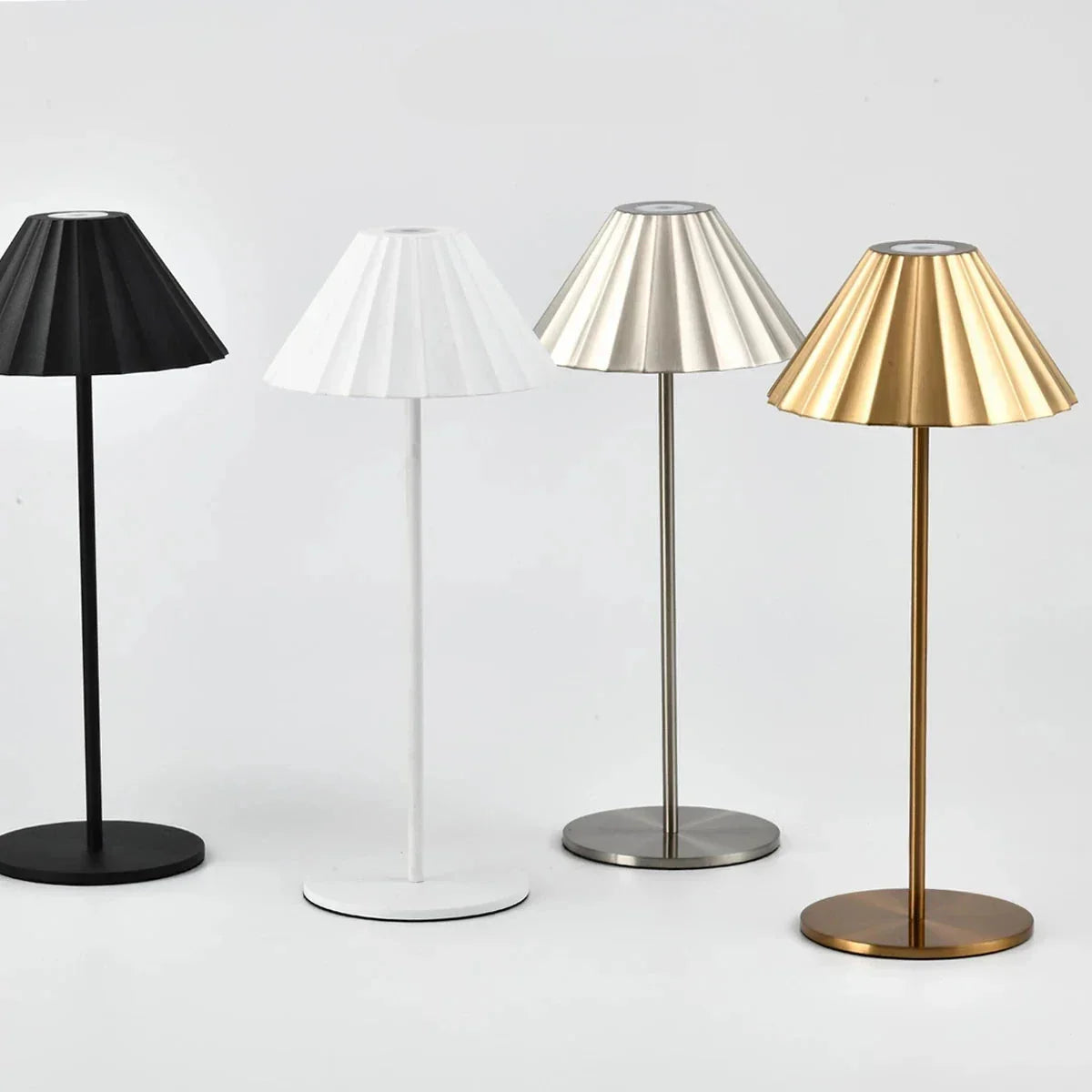 ChicLite | Elegante Scandinavische Aluminium LED Tafellamp - Draadloos, Oplaadbaar via USB