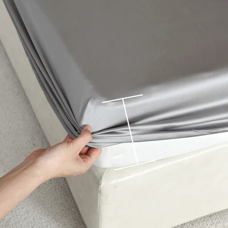 MoonSilk | Koelend beddengoed van moerbeizijde