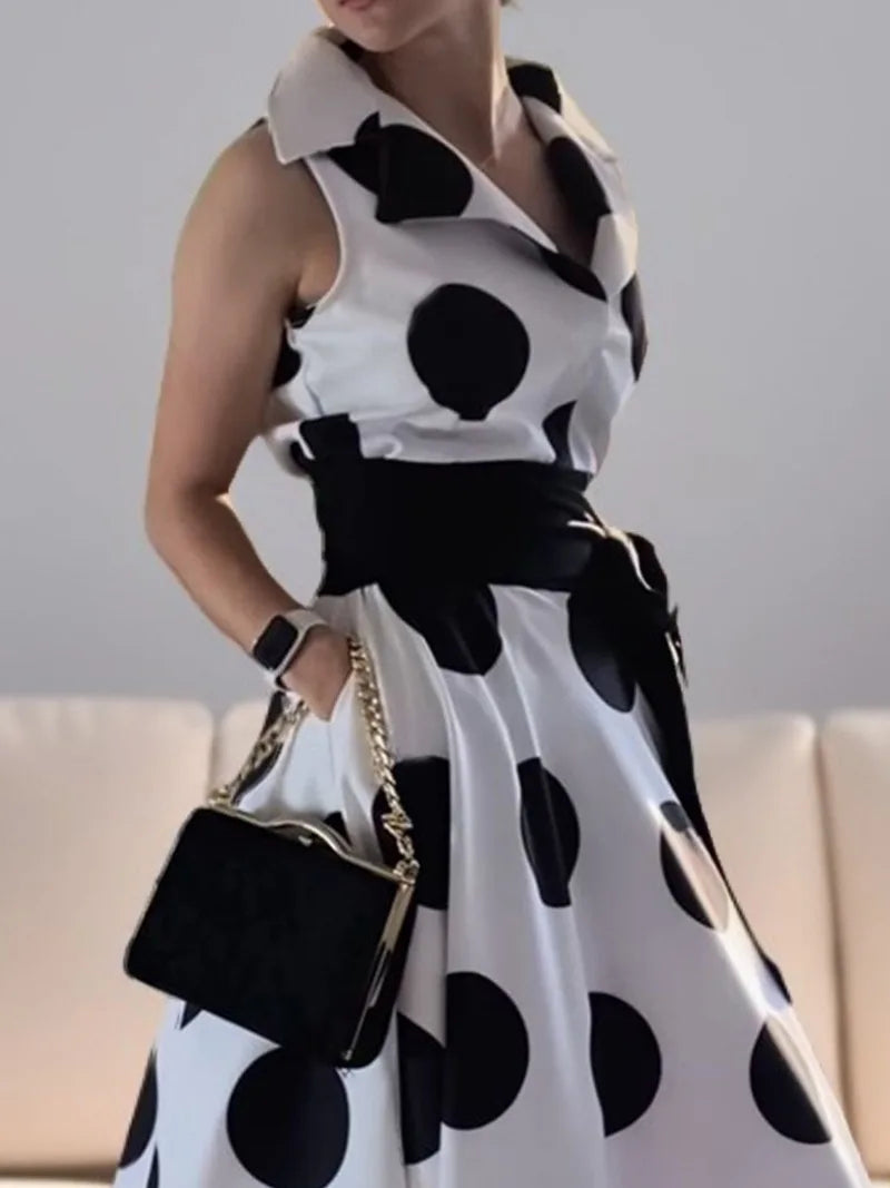 Quorra | Zomerjurk met stippen voor dames – Elegante, nonchalante jurk met soepele pasvorm