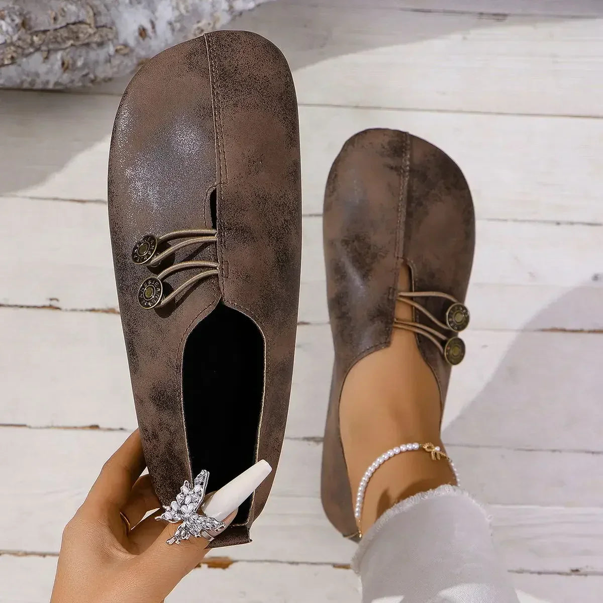 Evania | Dames Suède Instappers – Chique Comfortabele Platte Schoenen voor Casual Draagmomenten