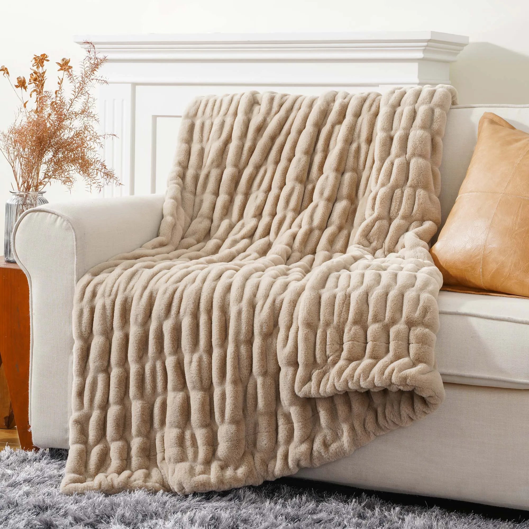 Velvish | Luxe Faux Konijnenbont Deken - Zacht Pluche Decoratief Dekbed en Beddeken, Knusse Winterwarmte