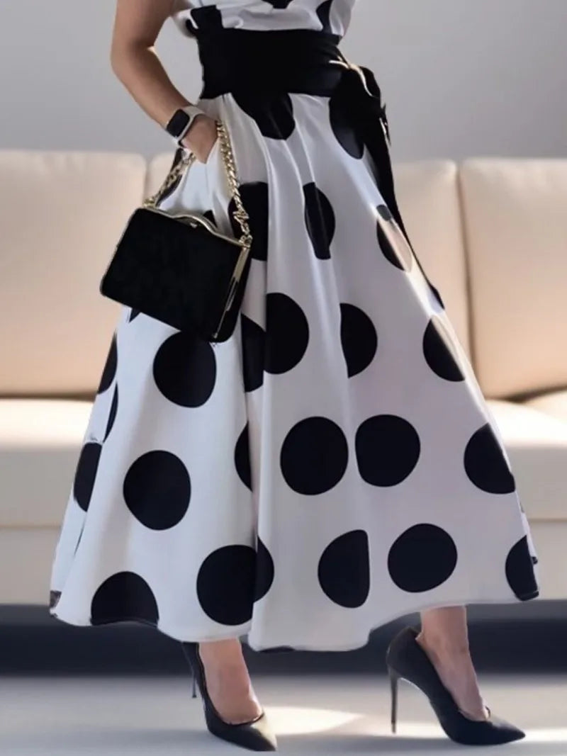 Quorra | Zomerjurk met stippen voor dames – Elegante, nonchalante jurk met soepele pasvorm