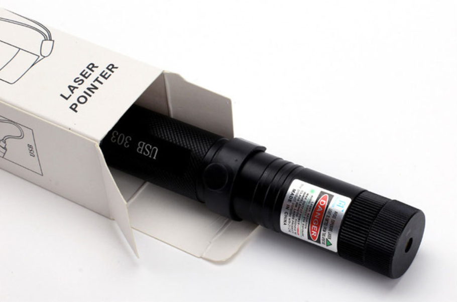 SharpBeam | 303 Laser Pointer - Krachtige laser, lange afstand, oplaadbaar, draagbaar gereedschap voor buiten