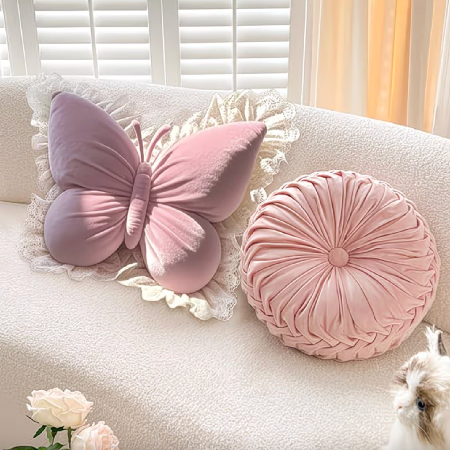WingBella | Kanten Vlinder Kussen – Elegant Decoratief Sierkussen voor Slaapkamer, Bank, en Volwassenenkamer