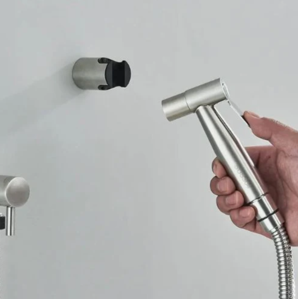 AquaSpray | Premium handbediende bidetsproeier voor badkamerhygiëne