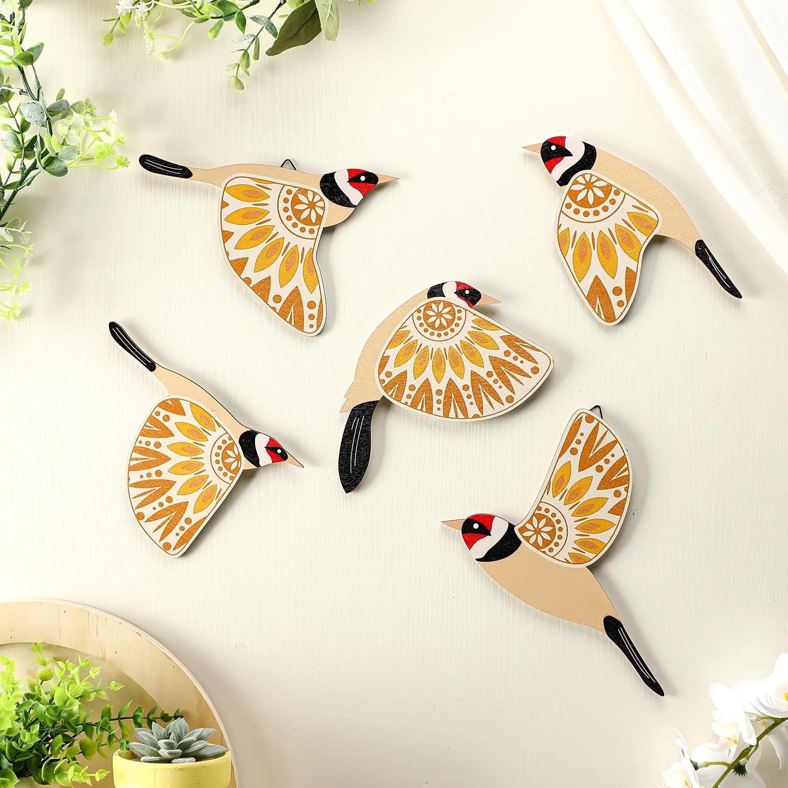 SkyVibe | Geestvogels van harmonie Wanddecoratie – Set van 5 stuks, 3D metalen woondecoratie, handgemaakt, accent voor woonkamer en slaapkamer