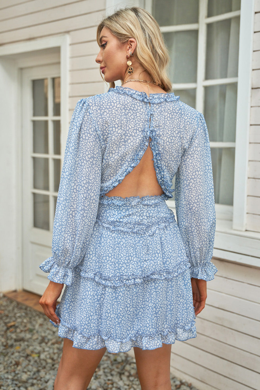 Helyssa | Bloemenprint Mini Jurk met V-Hals, Open Rug & Ruffles – Lichtgewicht Zomer- en Lentejurk