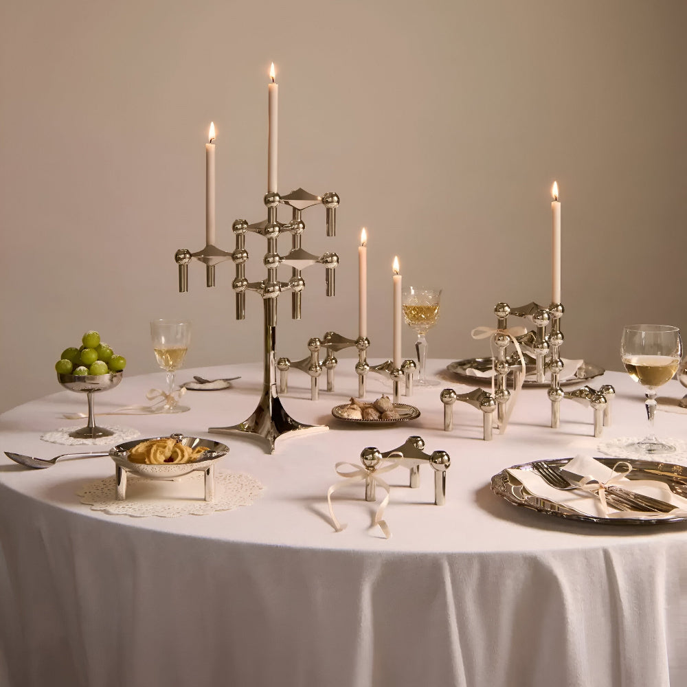 FlareMist | Scandinavische metalen kandelaars – Moderne minimalistische woondecoratie