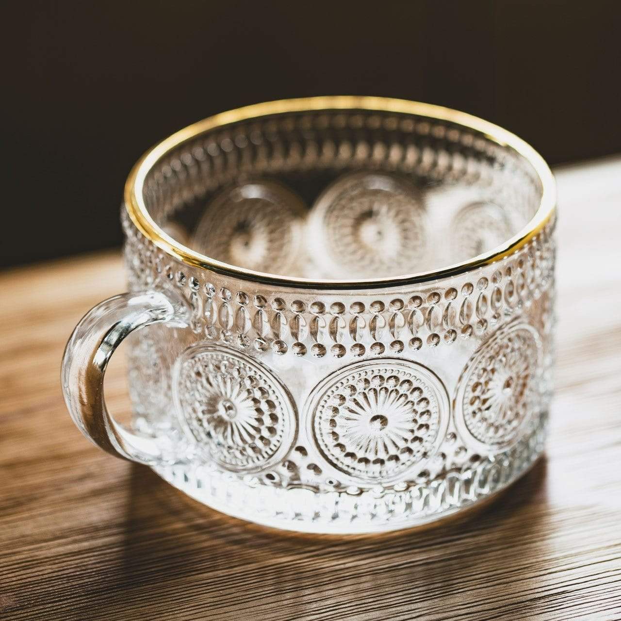 RegalSip | Glas theekopje met gouden lijnen in reliëf - Elegant drinkgerei voor thee en koffie