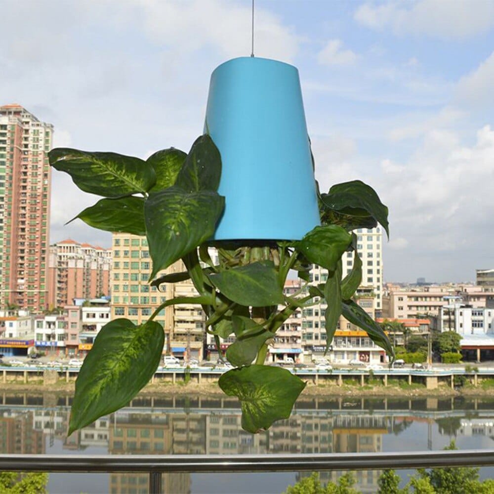 AeriPot | Upside down hangende bloempot - moderne plantenbak voor binnen en buiten