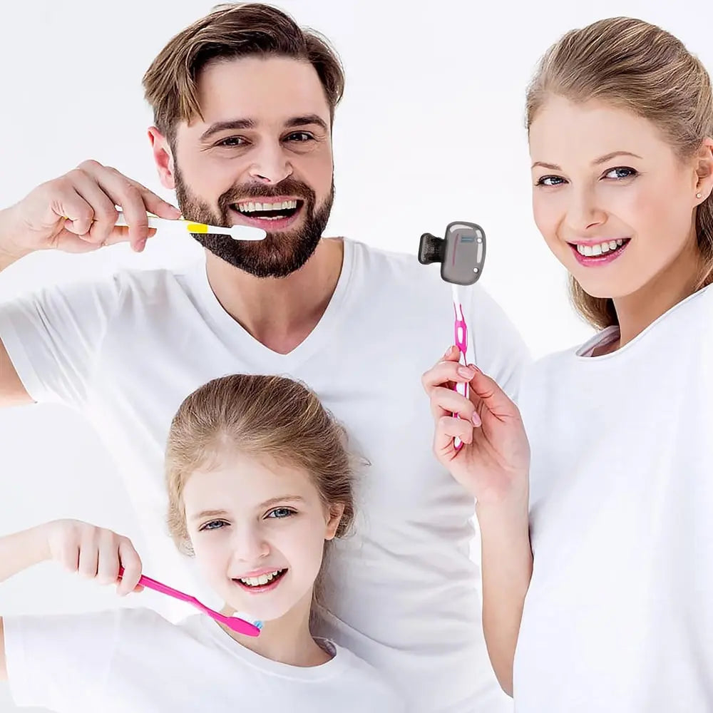 HygieCap | Clip-On Opzetborstel - Hygiënische Reistas & Stofbescherming (Set van 4)
