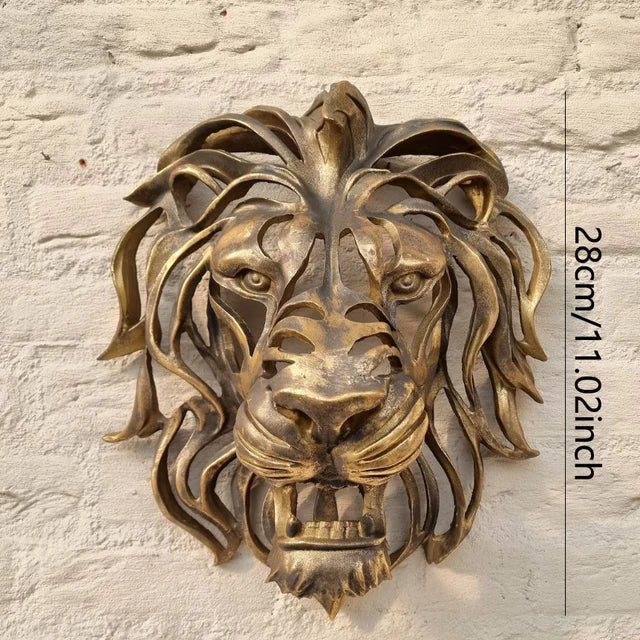 RegalMane | Metalen leeuwenkop muur sculptuur - Gouden afwerking, 3D leeuw muurdecoratie
