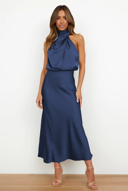 Tindra | Zwarte satijnen avondjurk voor dames – Elegante midi-jurk met hoge hals