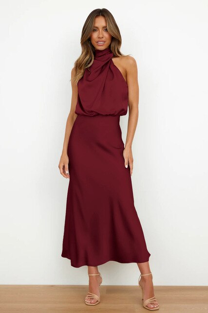 Tindra | Zwarte satijnen avondjurk voor dames – Elegante midi-jurk met hoge hals