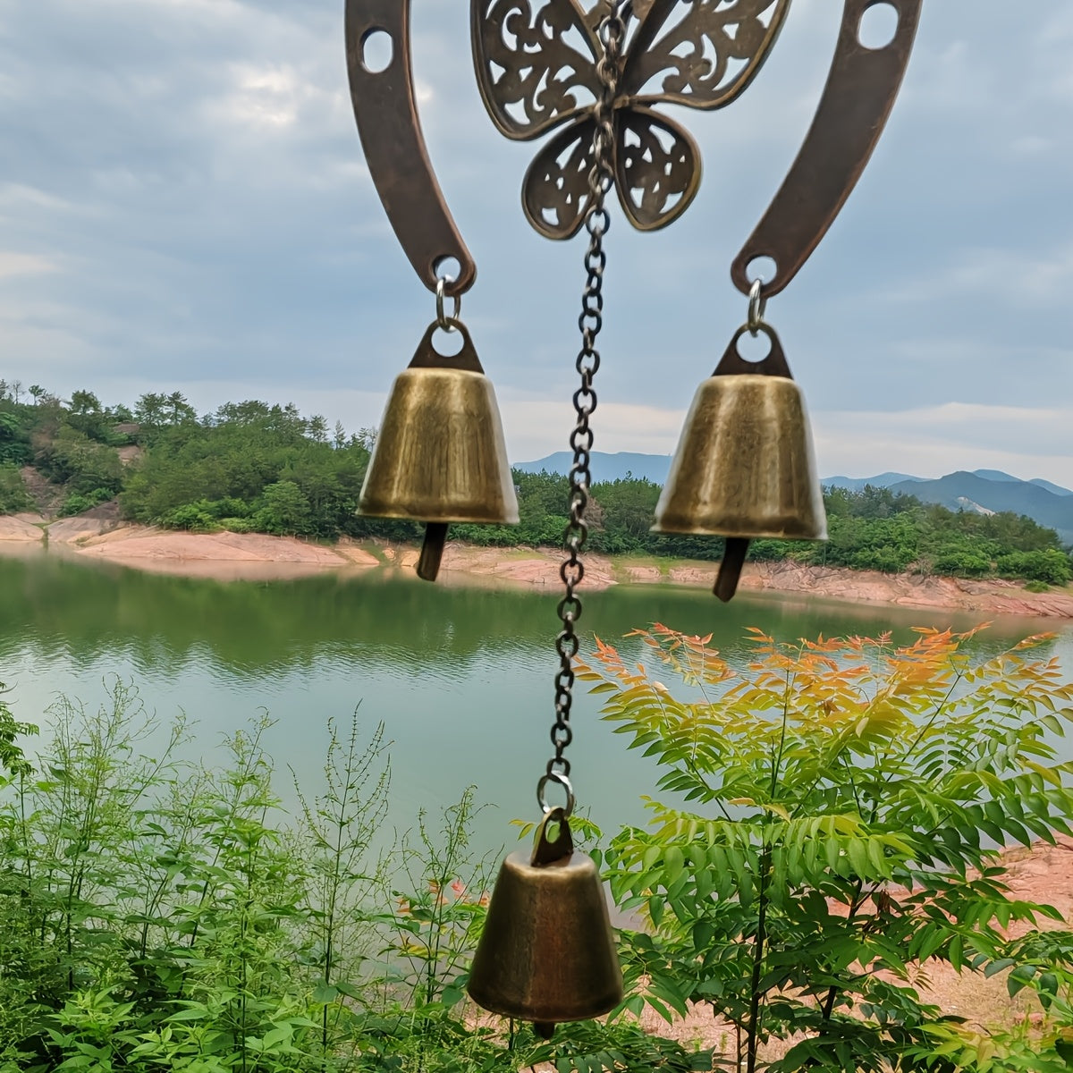 ChimeHoop | Grote Hoefijzer Windgong met Decoratieve Ketting – IJzeren Tuinornament
