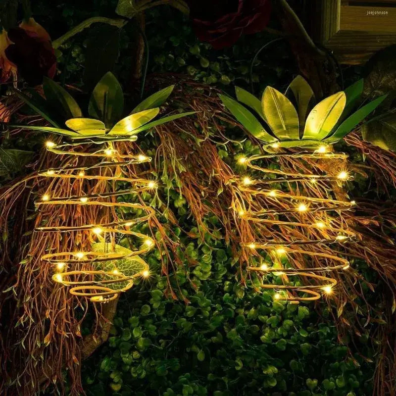 TropicTwinkle | Hangende Solar Ananaslampen- Decoratieve Buitenverlichting