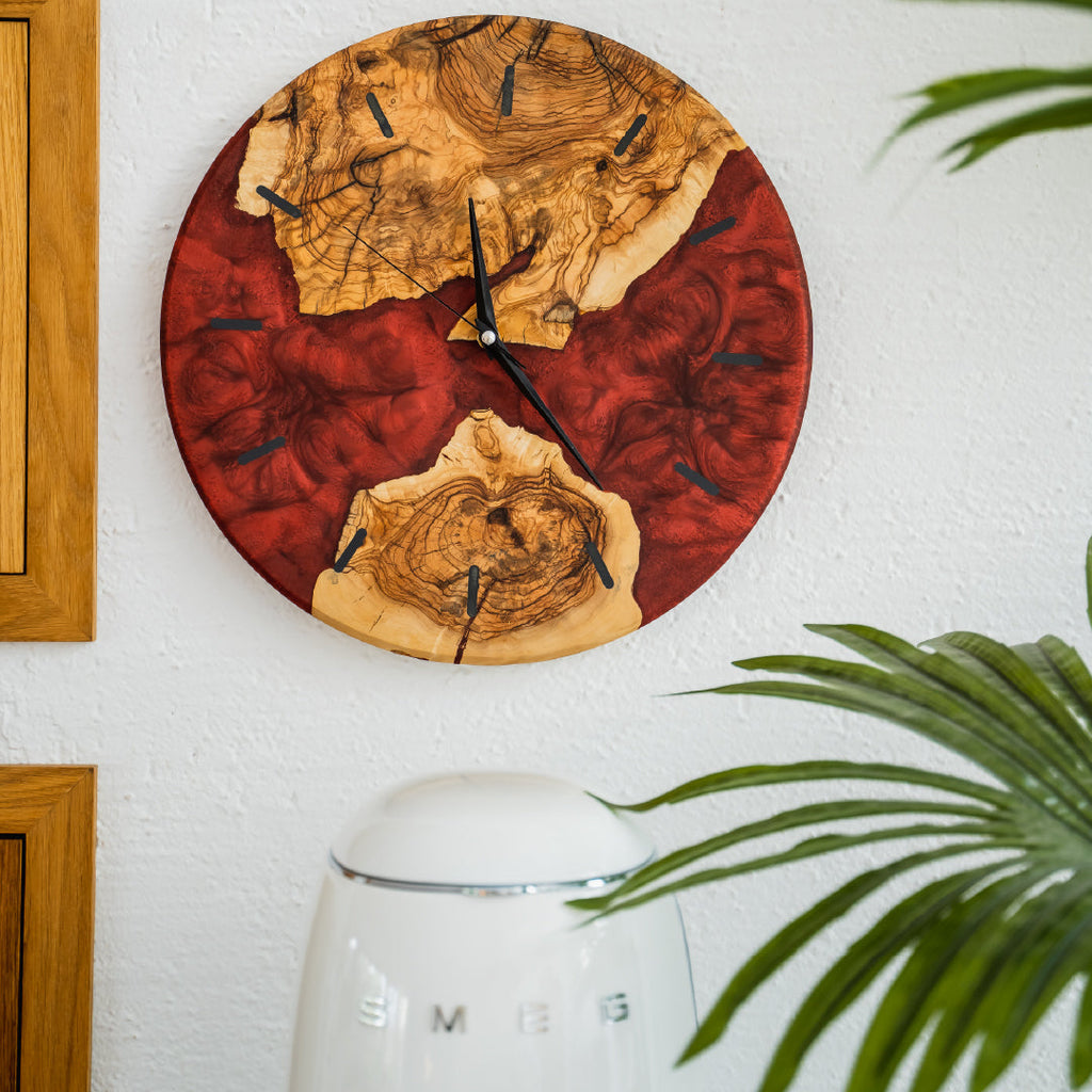 Timberix | Rustieke houten en kunststof wandklok – Handgemaakte houten klok voor woonkamer en kantoor