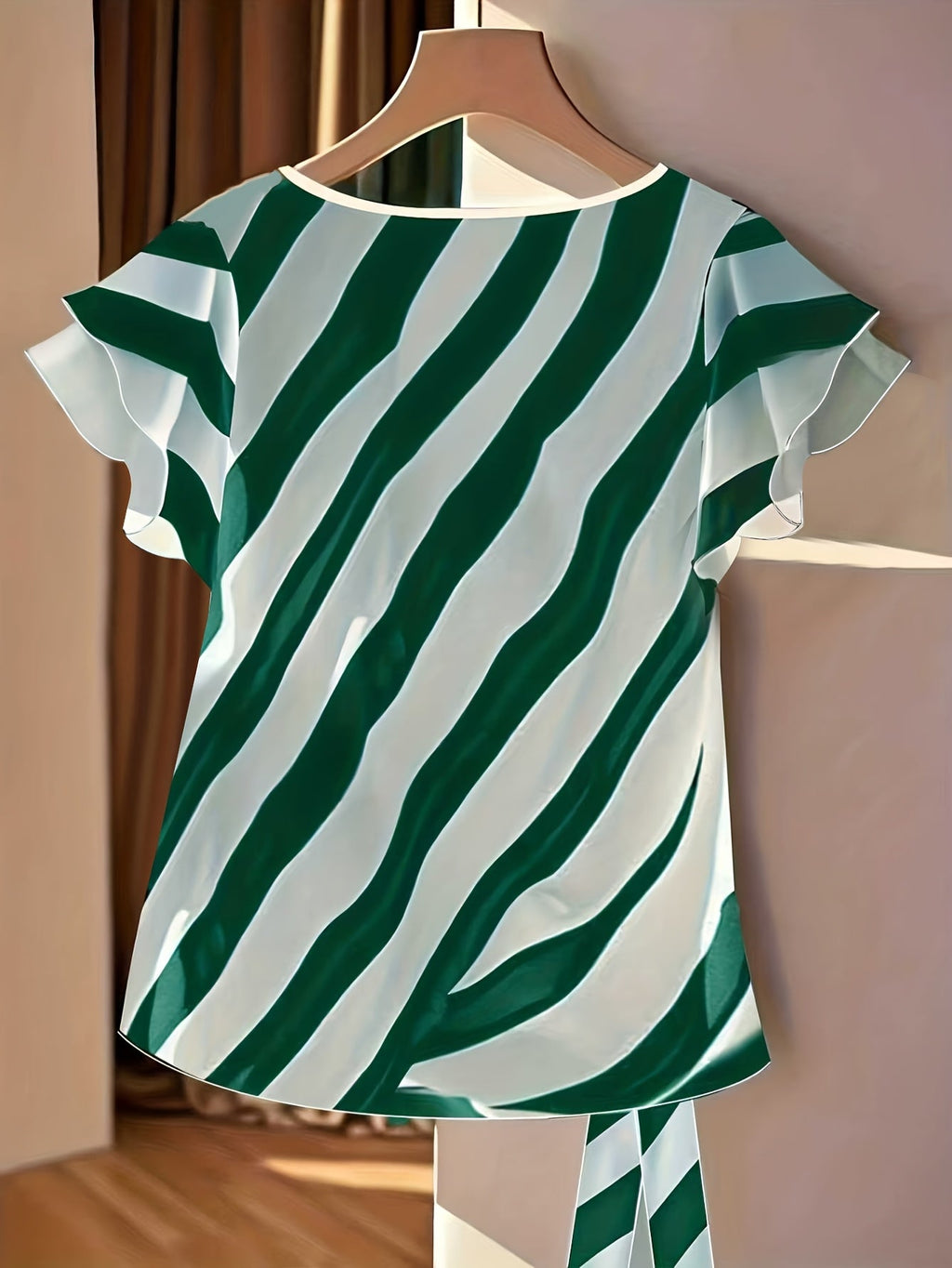 Saelyn | Gestreepte damestop met V-hals – Blouse met strik in de taille