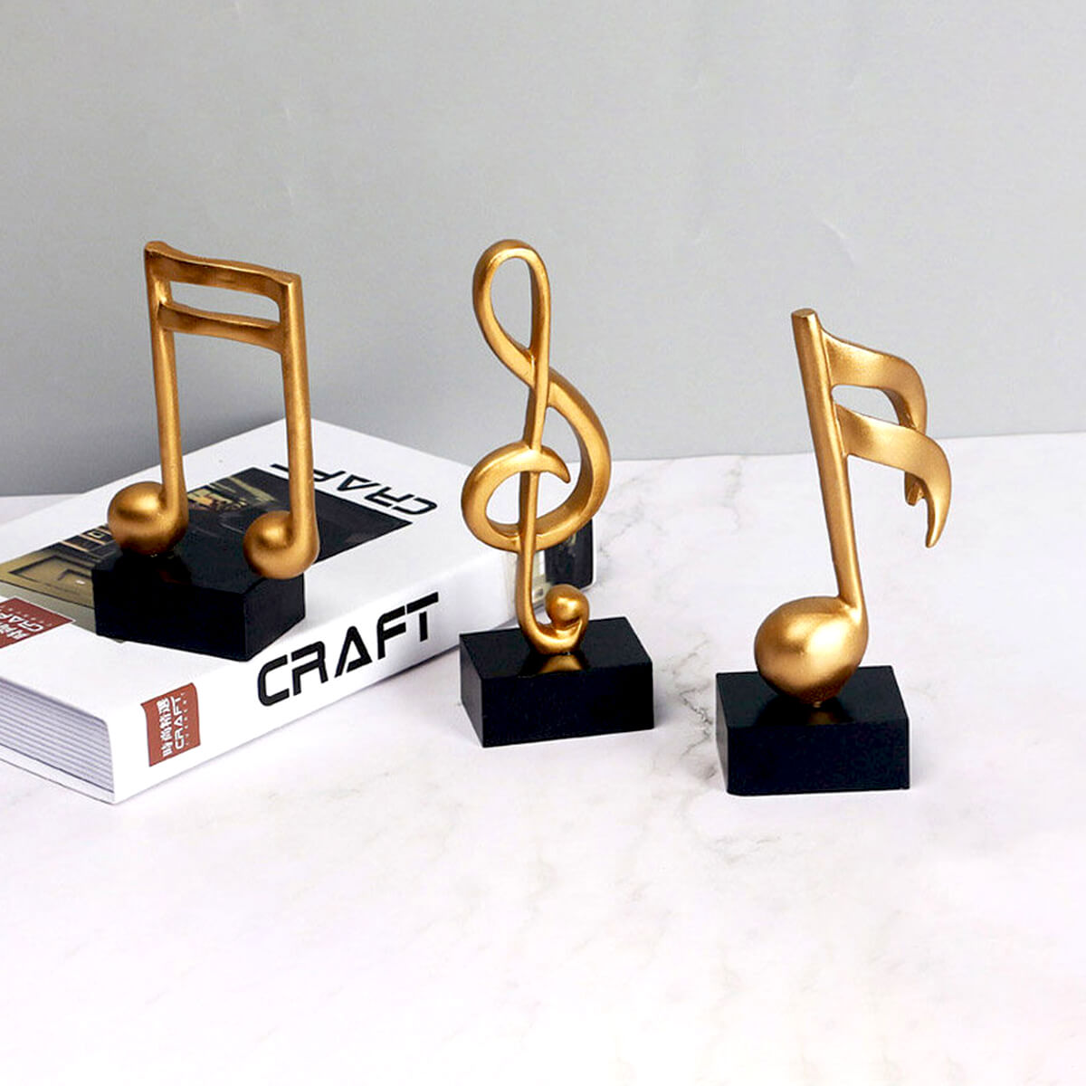 MusicPeak | Bacholdi Muziekfiguurtje – Hars Muzieksculptuur, G-sleutel & Noten, Decoratie voor op Tafel