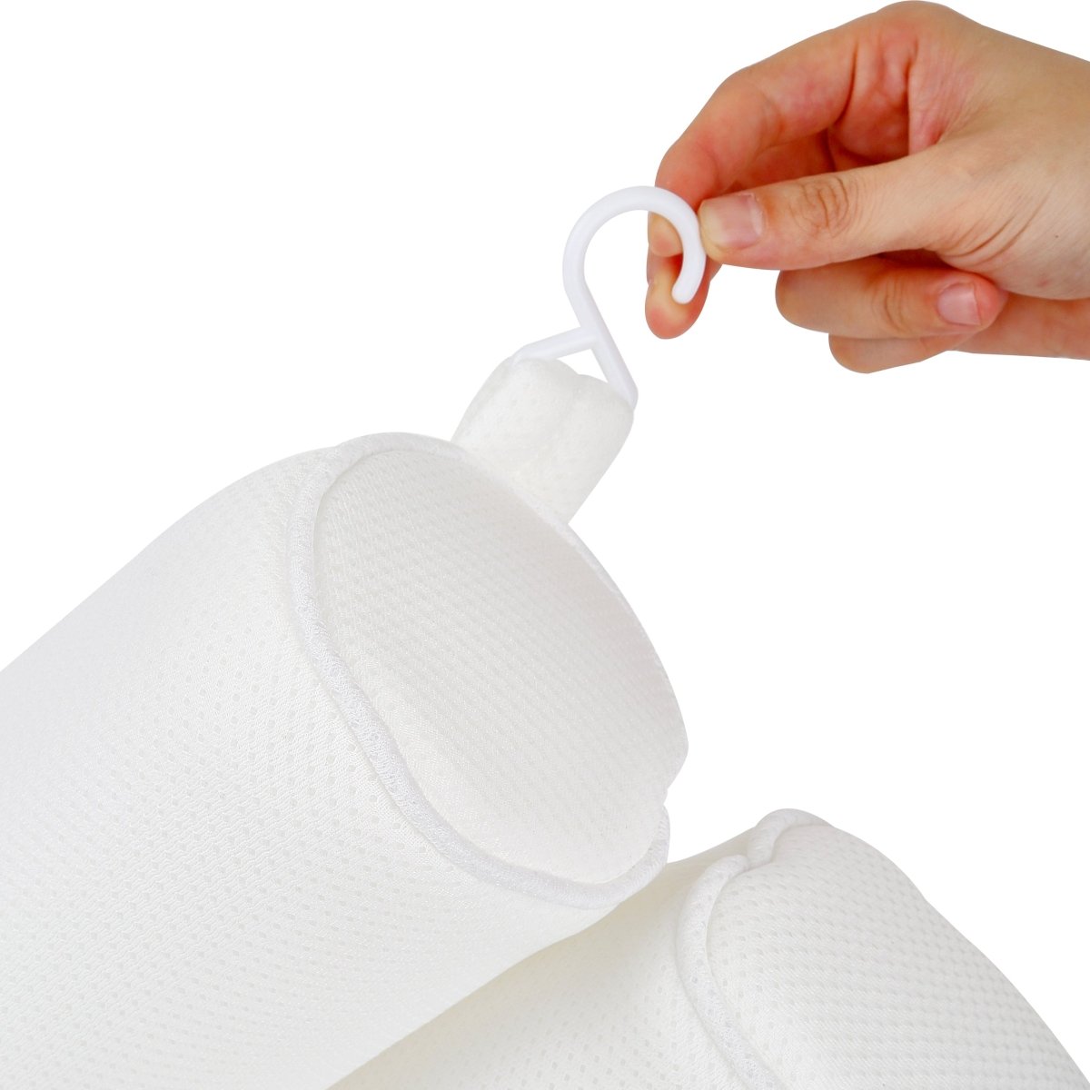 SereniPillow | Ergonomisch badkussen voor nek- en schouderondersteuning – zacht, antislip