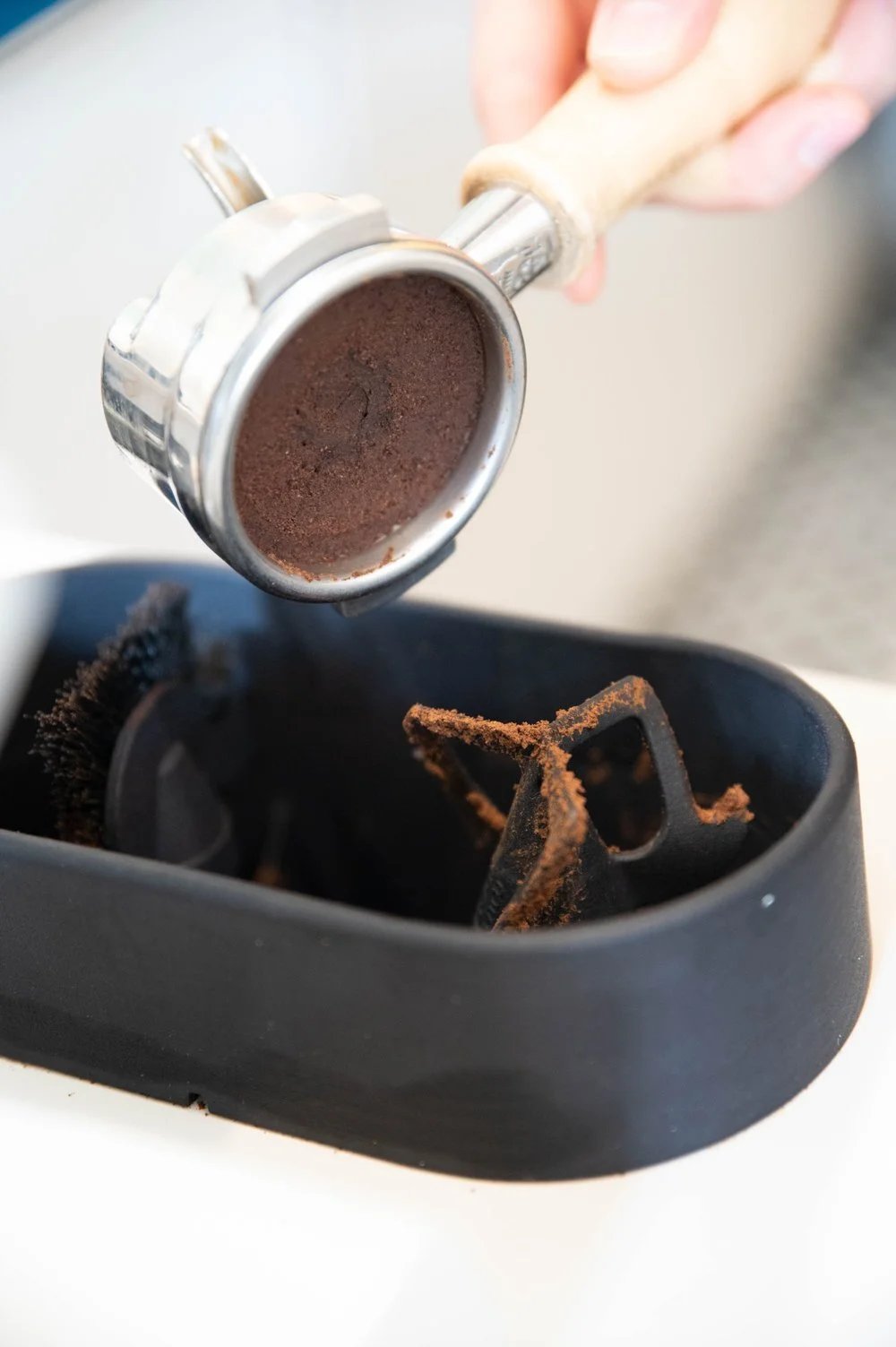 Puribrew | Koffiezetapparaat reinigingsset – Portafilter scrubber, houder en borstel voor espressomachines