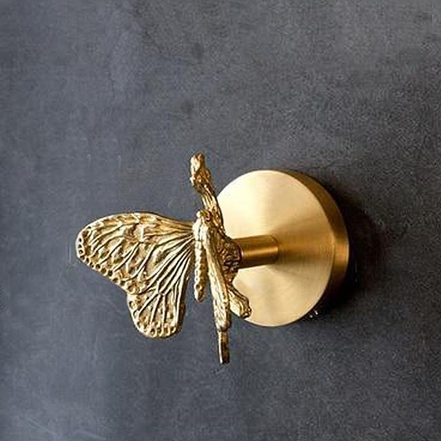 WildHang | Messing Animal Kapstokhaken - Decoratieve Muurhaken met Gouden Accent