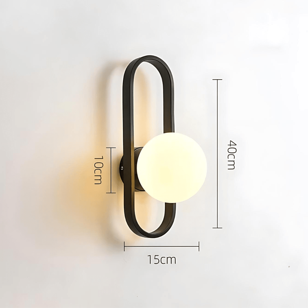 SphereGlow | Eigentijdse glazen bol wandlamp met ovaal frame