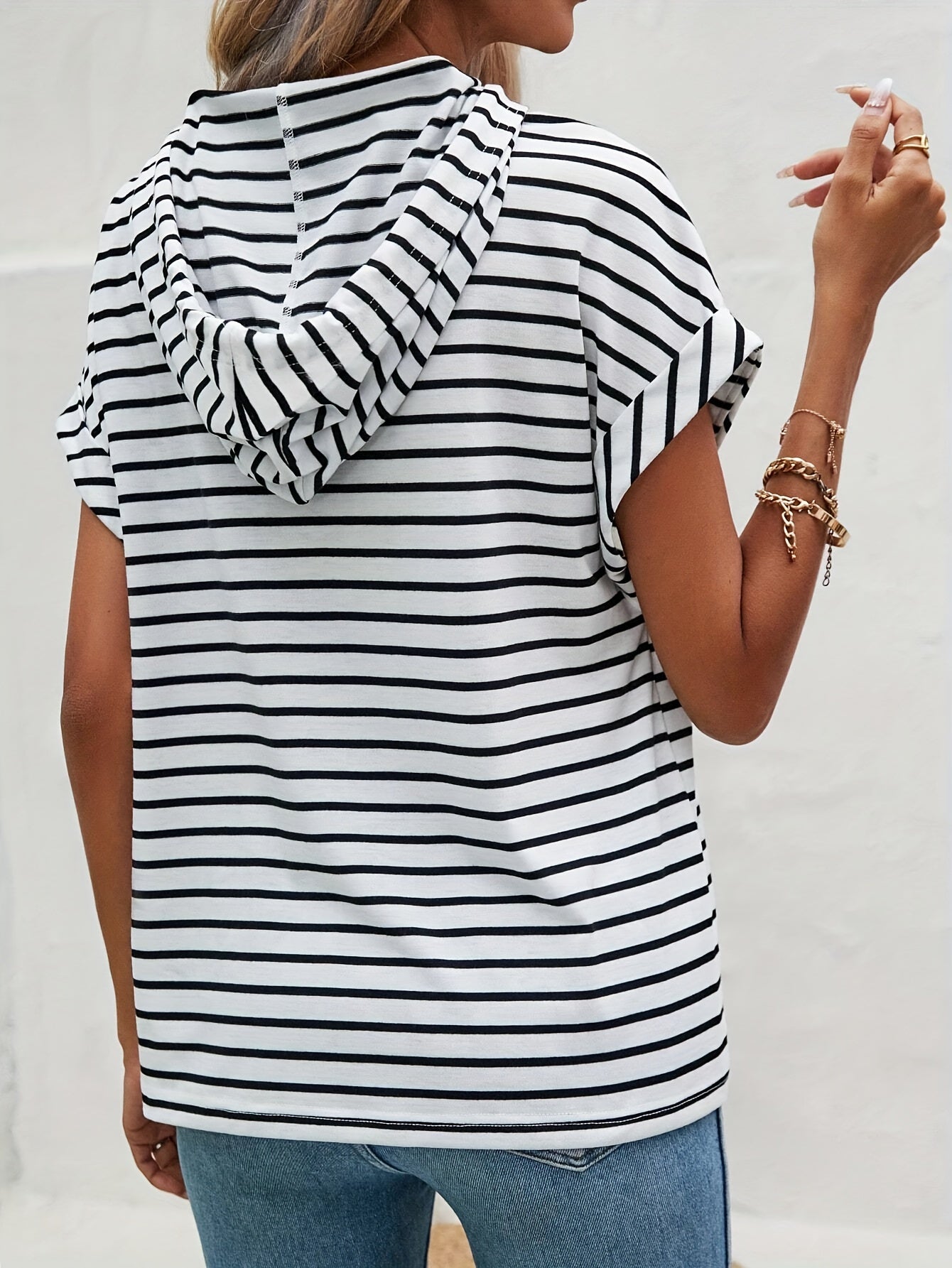 Kira | Casual hoodie voor dames – Gestreepte zomerse sweater met batwing-mouwen