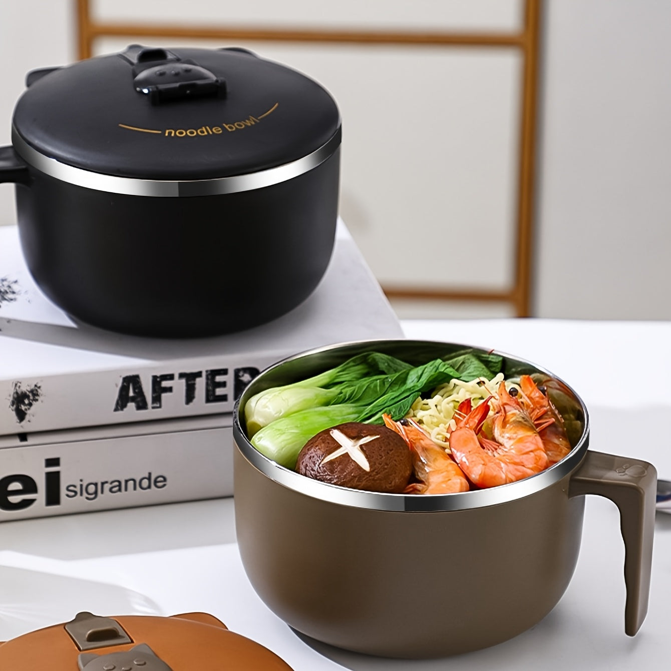 Bowluxe | 1300 ml roestvrijstalen noedelkom met deksel – geïsoleerde soep- en voedselcontainer