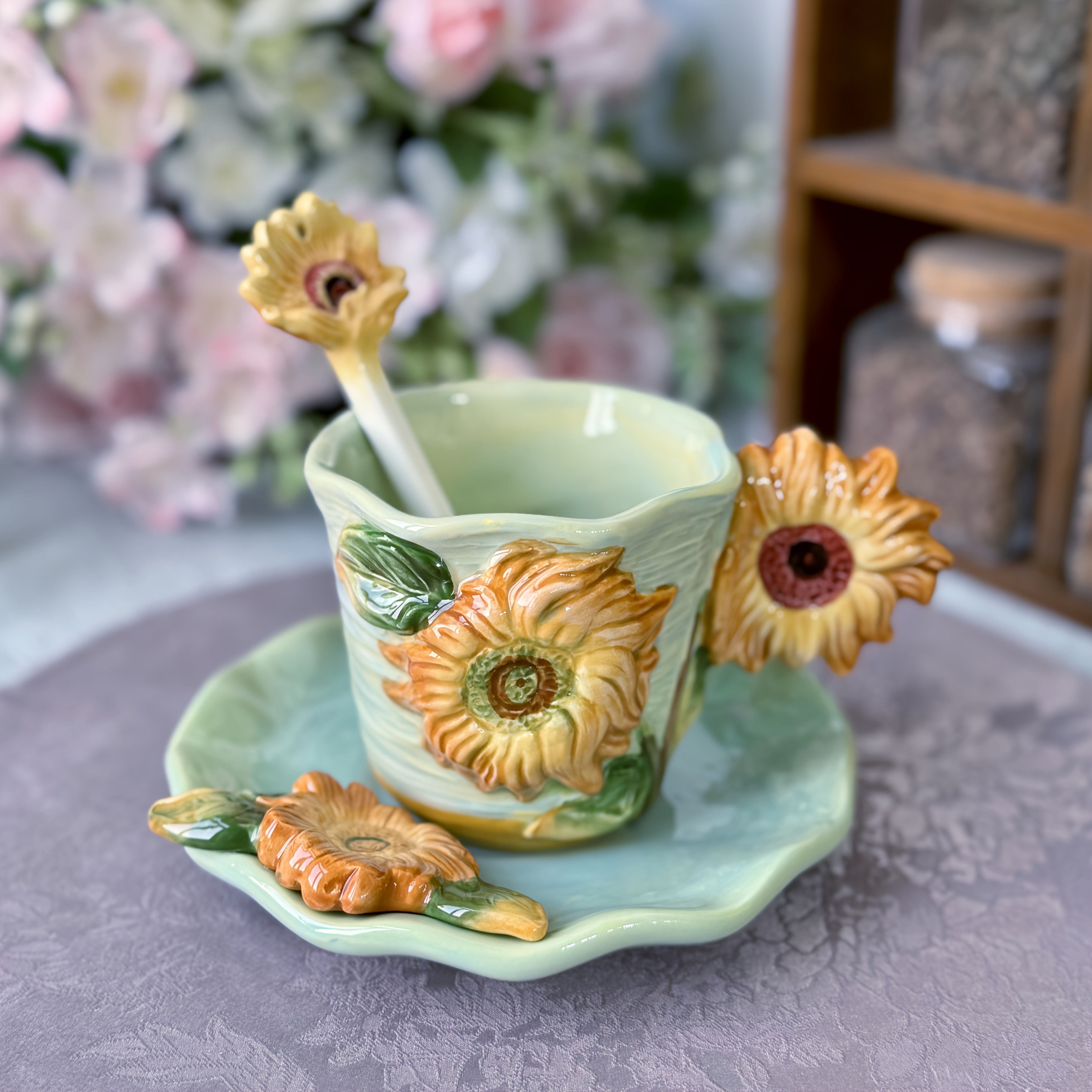 ImpreSip | Handgeschilderde Van Gogh keramische kop en schotel set – 3D zonnebloemen, irissen en sterrennachtontwerp