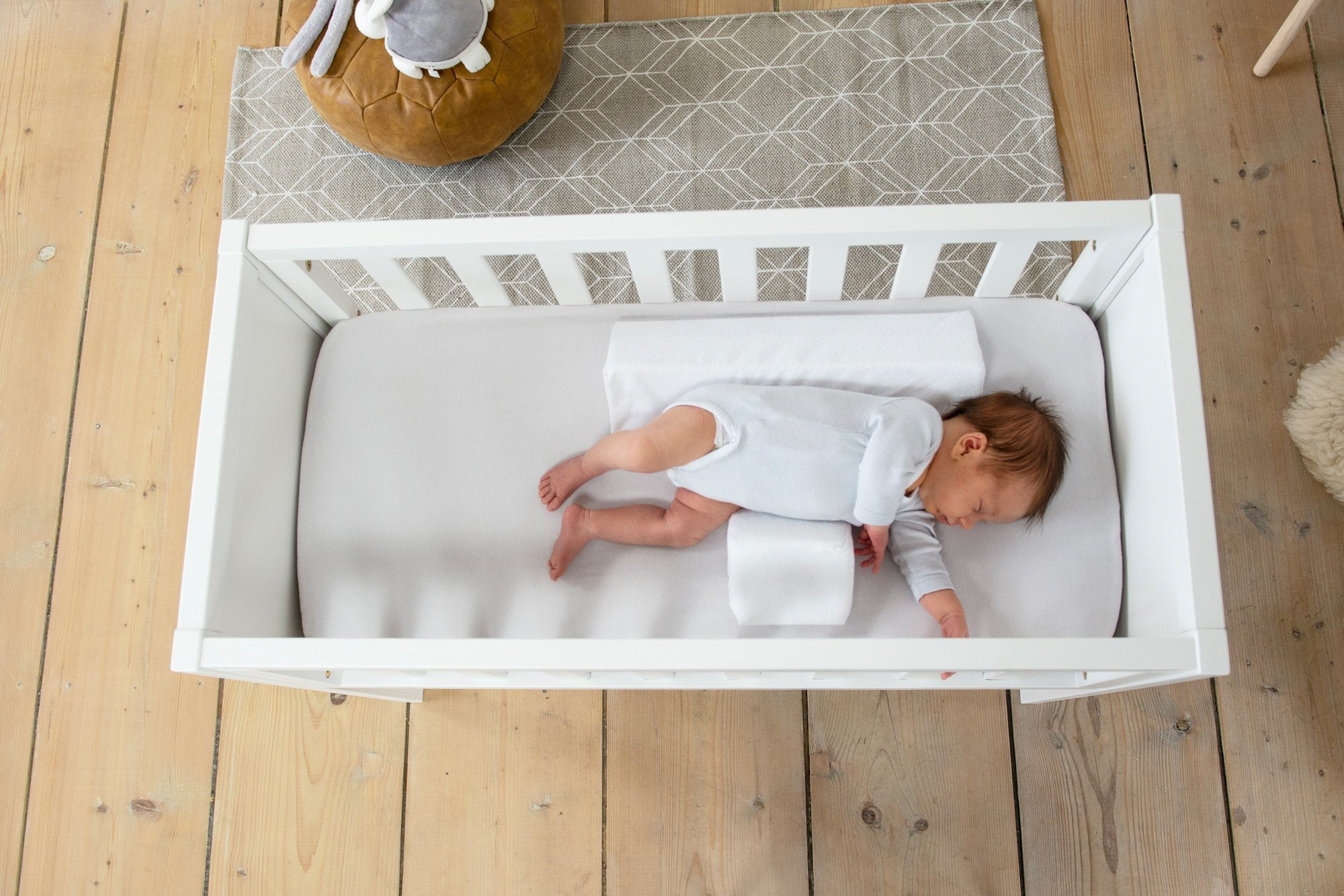 BabySlope | Baby anti-rolwigkussen – Veiligheid voor pasgeborenen, slaapondersteunend kussen