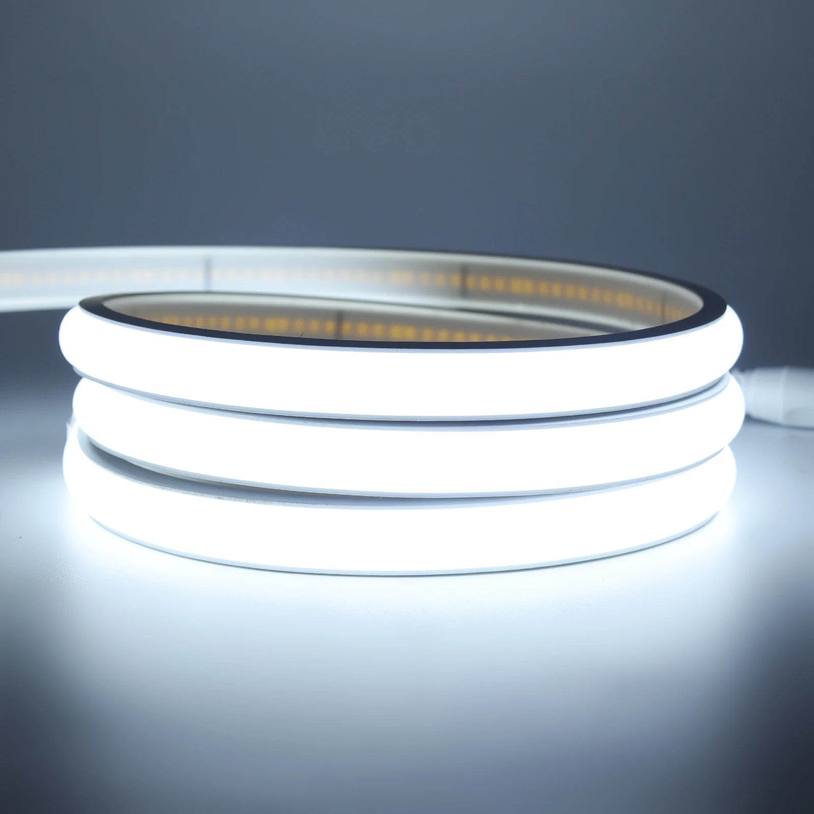 FlexBeam | Flexibele, weerbestendige LED-lichtstrips - 5 m, 10 m lengte - voor binnen en buiten, superhelde